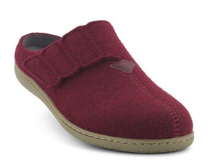 New Feet Danish Made Red Felt Slipper
